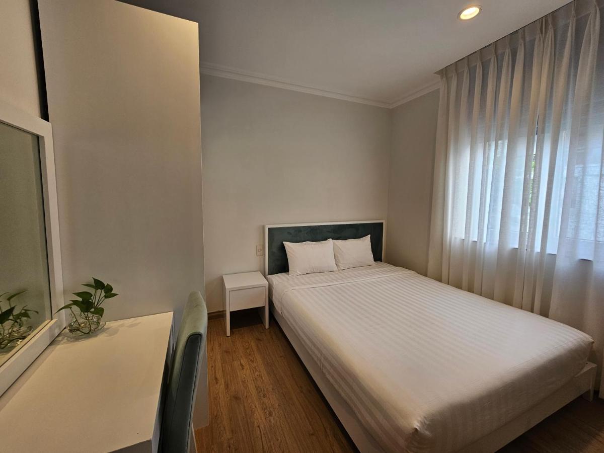 Song Hung 1 Luxury Hotel & Apartments Ho Chi Minh City Exterior photo